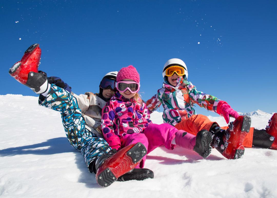 enfants ski montagne neige